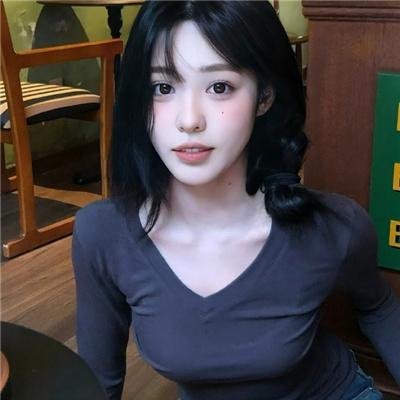 玛丽莲有深黑之眸
